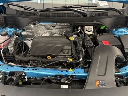 New 2026 Chevrolet Trax RS FWD image 8
