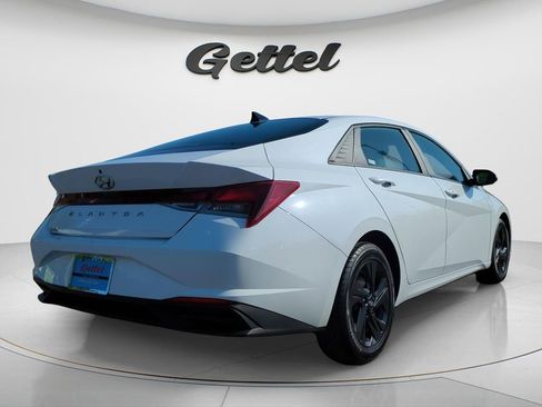 Certified 2023 Hyundai Elantra SEL FWD image 5