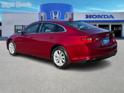 Used 2024 Chevrolet Malibu LT image 4