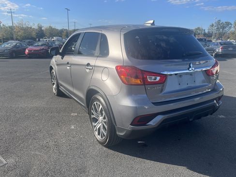 Used 2018 Mitsubishi Outlander Sport ES image 7