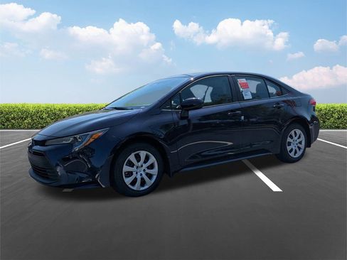 New 2026 Toyota Corolla LE image 7