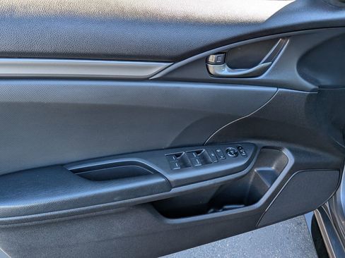 Used 2020 Honda Civic Sport image 8