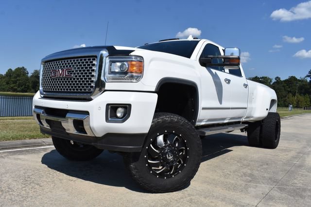 Used 2016 GMC Sierra 3500 Denali w/ Duramax Plus Package AWD/4WD image 5