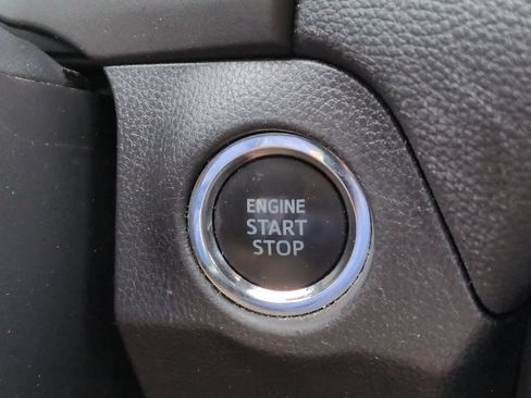 Certified 2019 Toyota RAV4 XLE Premium w/ Cold Weather Package AWD/4WD image 27