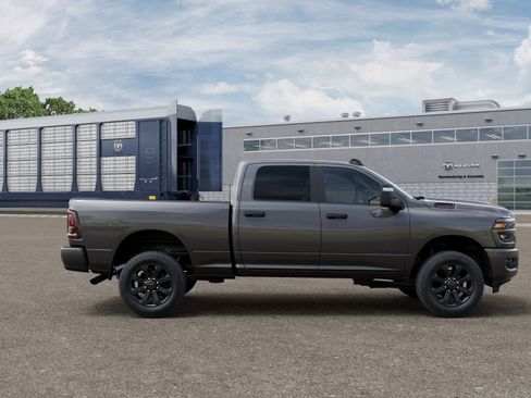 New 2026 RAM 2500 Big Horn AWD/4WD image 21