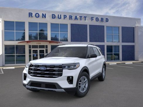 New 2026 Ford Explorer Active w/ Active Comfort Package image 3