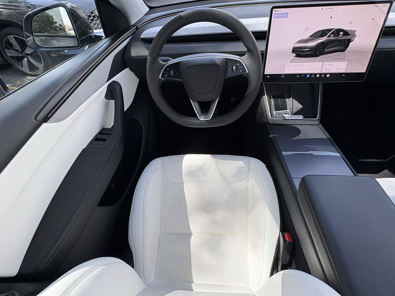 Used 2026 Tesla Model Y Long Range RWD image 6