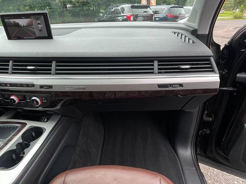 Used 2019 Audi Q7 2.0T Premium Plus w/ Premium Plus Package AWD/4WD image 29