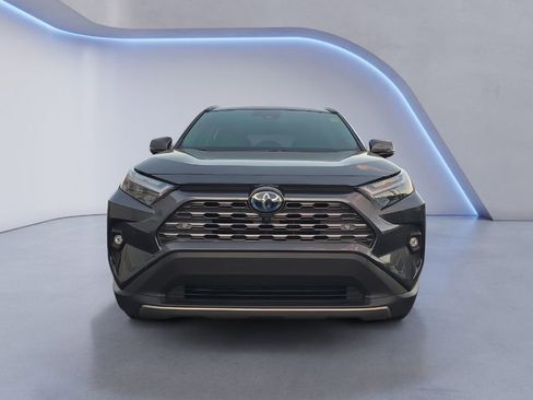 Used 2024 Toyota RAV4 Limited image 9