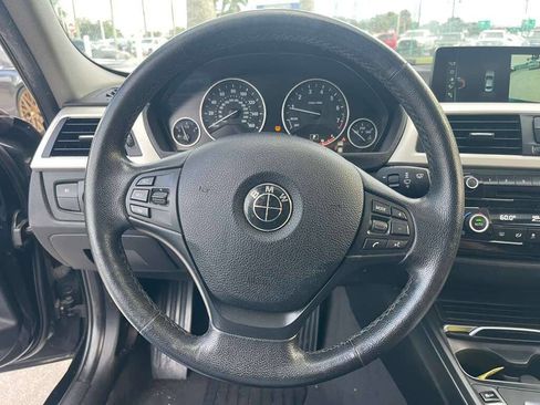 Used 2017 BMW 320i xDrive Sedan image 22