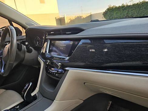 Used 2020 Cadillac XT6 Premium Luxury image 21