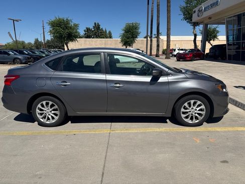 Used 2019 Nissan Sentra SV FWD image 4