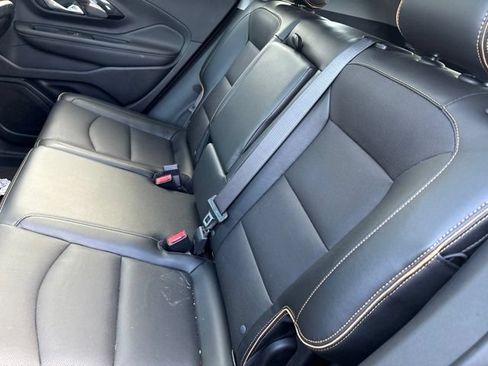 Used 2023 GMC Terrain AT4 AWD/4WD image 10