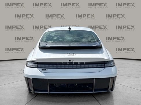 Used 2025 Hyundai Ioniq 6 SEL RWD image 4