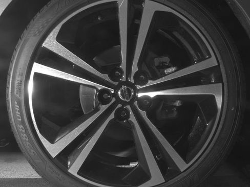Used 2022 Nissan Sentra SR FWD image 11