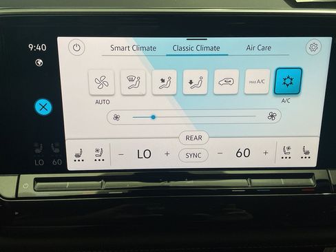 New 2026 Volkswagen Atlas SE image 18