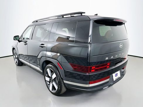 Used 2024 Hyundai Santa Fe Limited image 7
