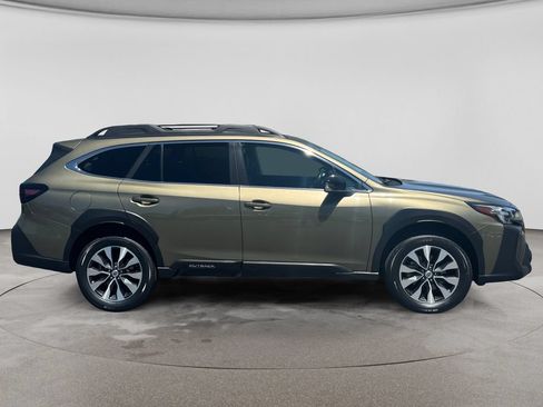 Used 2024 Subaru Outback Limited AWD/4WD image 6
