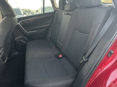 Used 2020 Toyota RAV4 LE image 27