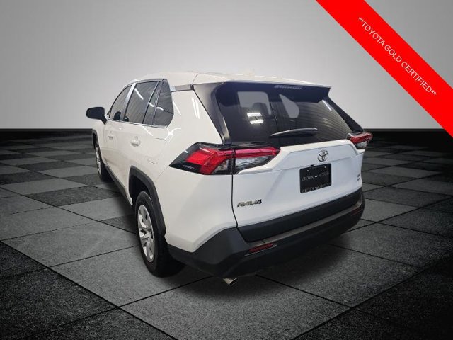Certified 2025 Toyota RAV4 LE AWD/4WD image 4