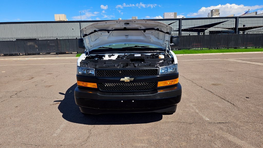 Used 2025 Chevrolet Express 2500 Extended w/ Driver Convenience Package RWD image 32
