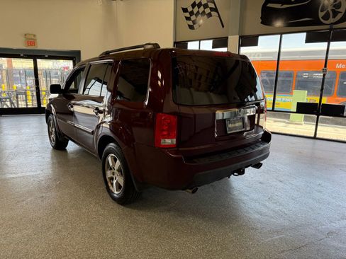 Used 2010 Honda Pilot EX image 5