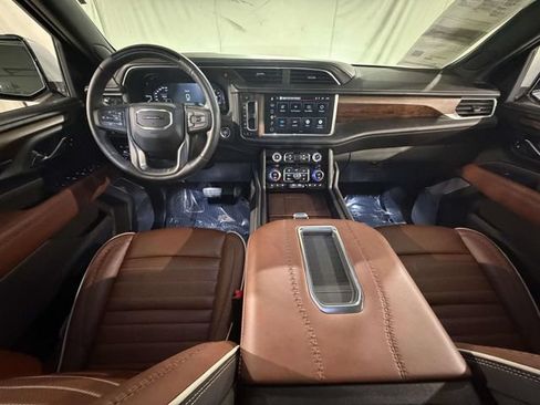 Used 2024 GMC Yukon Denali Ultimate AWD/4WD image 26