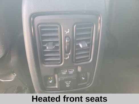 Used 2023 Dodge Durango GT image 18