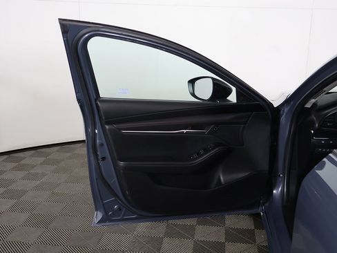 Used 2024 MAZDA MAZDA3 s image 19