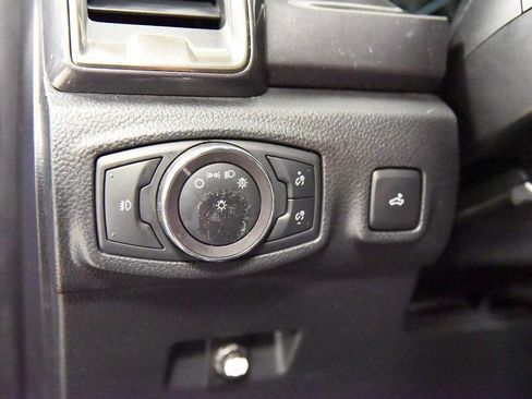 Used 2019 Ford Ranger Lariat w/ Equipment Group 501A Mid image 18