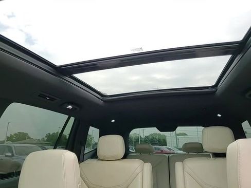 Used 2020 Cadillac XT6 Sport image 25