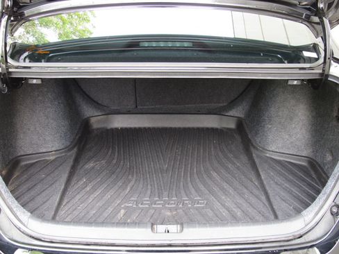 Used 2021 Honda Accord Sport image 20