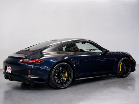 Used 2018 Porsche 911 Carrera GTS RWD image 3