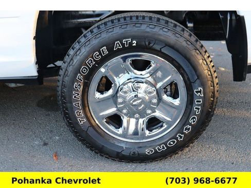 Used 2024 RAM 2500 Tradesman w/ Chrome Appearance Group image 30