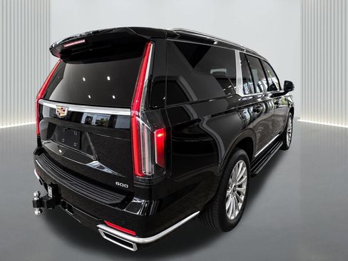 Used 2022 Cadillac Escalade ESV Luxury RWD image 5