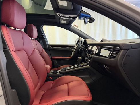 New 2026 Porsche Macan S AWD/4WD image 16