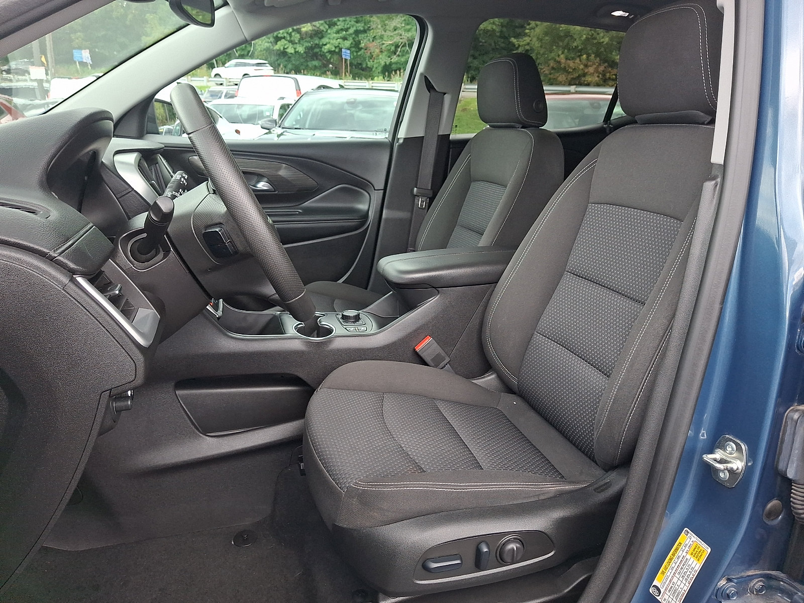 Used 2024 GMC Terrain SLE w/ Driver Convenience Package AWD/4WD image 14