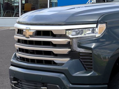 New 2026 Chevrolet Silverado 1500 High Country w/ High Country Premium Package AWD/4WD image 13