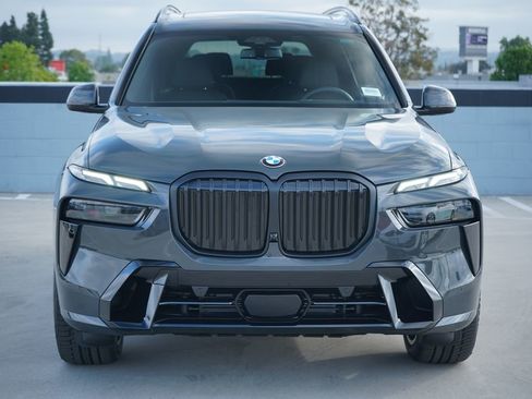 New 2026 BMW X7 xDrive40i w/ Executive Package image 2