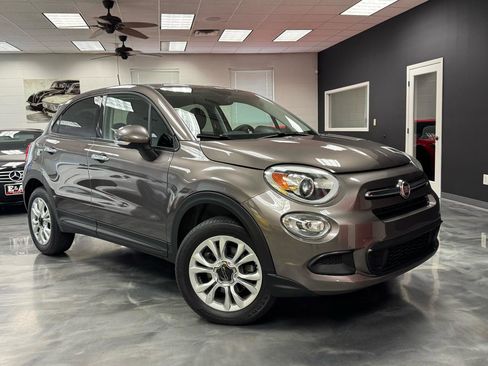 Used 2016 FIAT 500X Easy AWD/4WD image 3