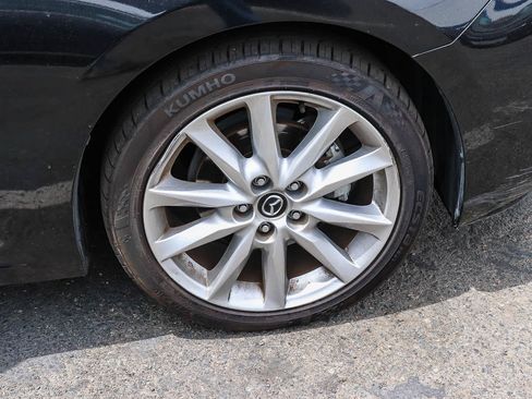 Used 2017 MAZDA MAZDA3 Grand Touring w/ Premium Equipment Package FWD image 17