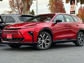 New 2025 Toyota Crown Signia video 2