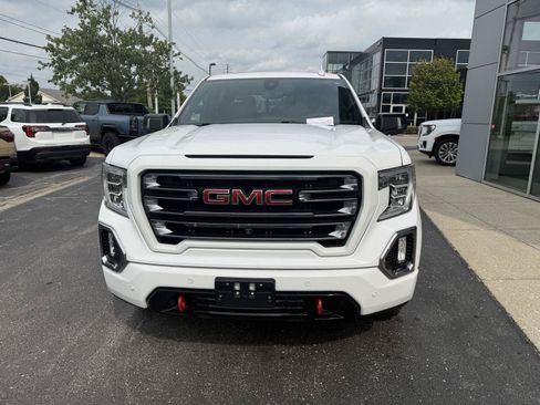 Used 2019 GMC Sierra 1500 AT4 w/ Technology Package AWD/4WD image 10