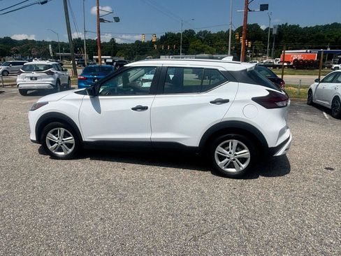 Used 2024 Nissan Kicks S FWD image 14