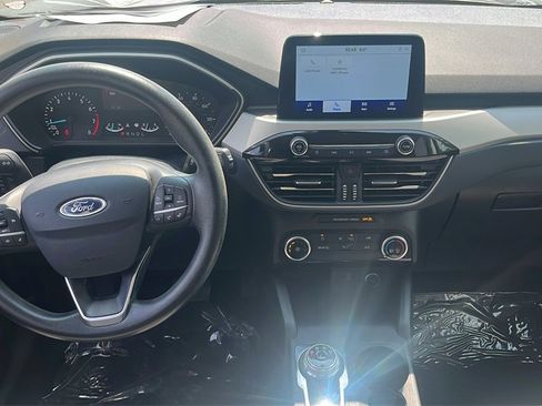 Used 2021 Ford Escape SE image 35