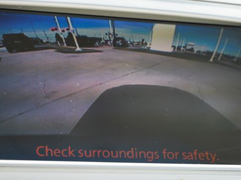 Used 2011 Toyota Camry XLE w/ SE/XLE Extra-Value Pkg FWD image 38