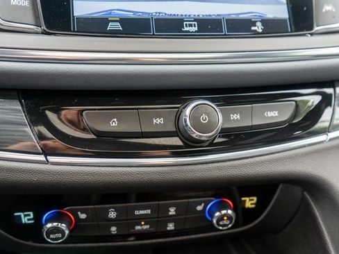Used 2024 Buick Enclave Essence w/ Experience Buick Package AWD/4WD image 34