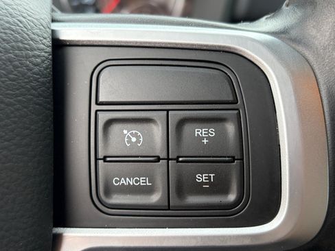 Used 2019 RAM 2500 Big Horn AWD/4WD image 19