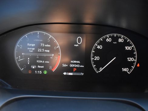 Certified 2025 Honda HR-V Sport image 27