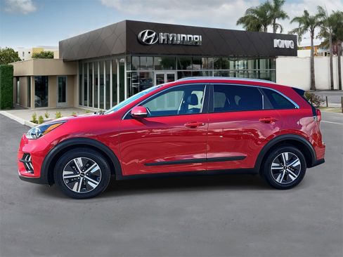 Used 2022 Kia Niro EX Premium image 6